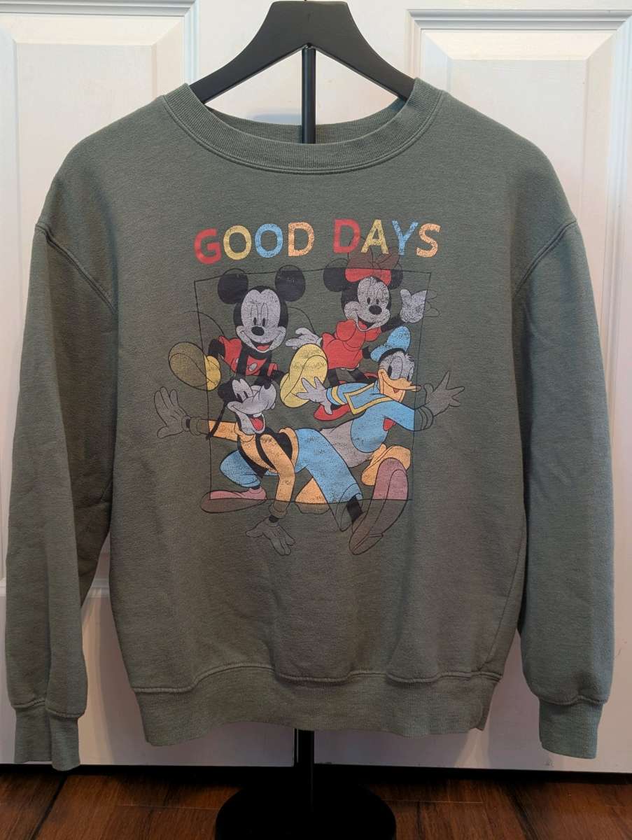Mickey mouse and friends crew neck