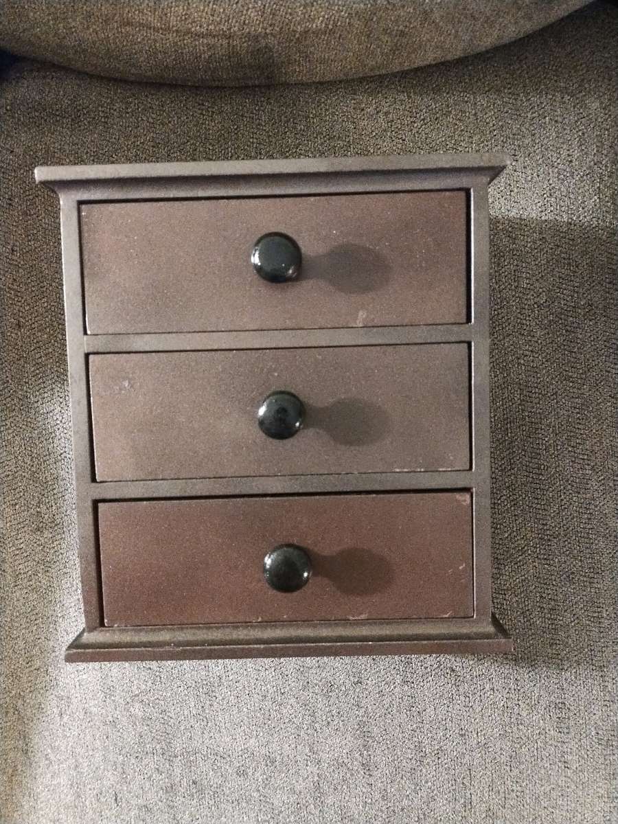 3 drawer jewelry box
