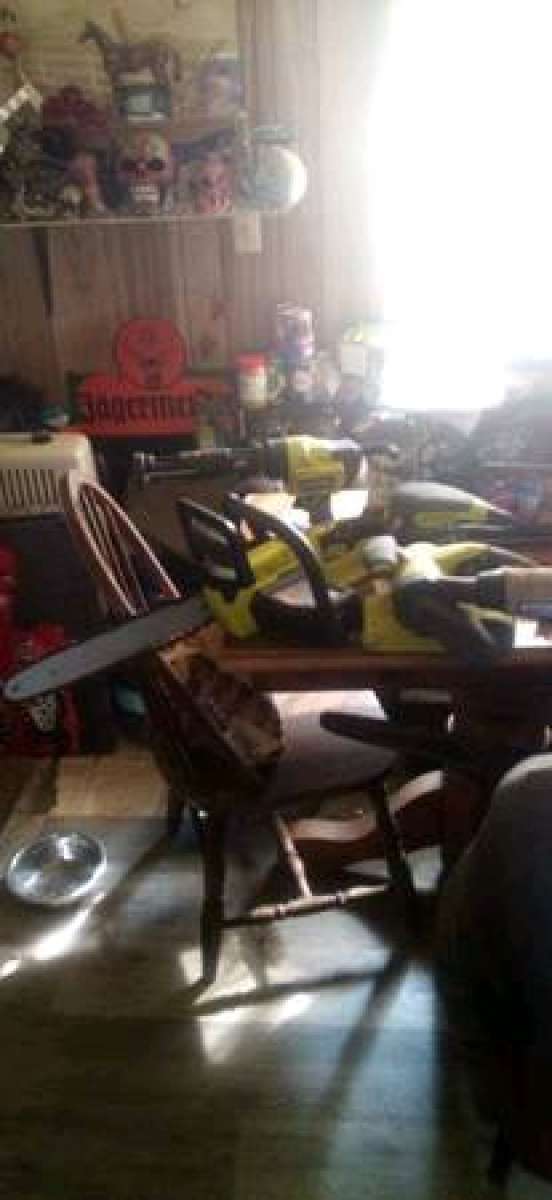 Ryobi chainsaw belt sanswer caulk gun palm sander skill saw