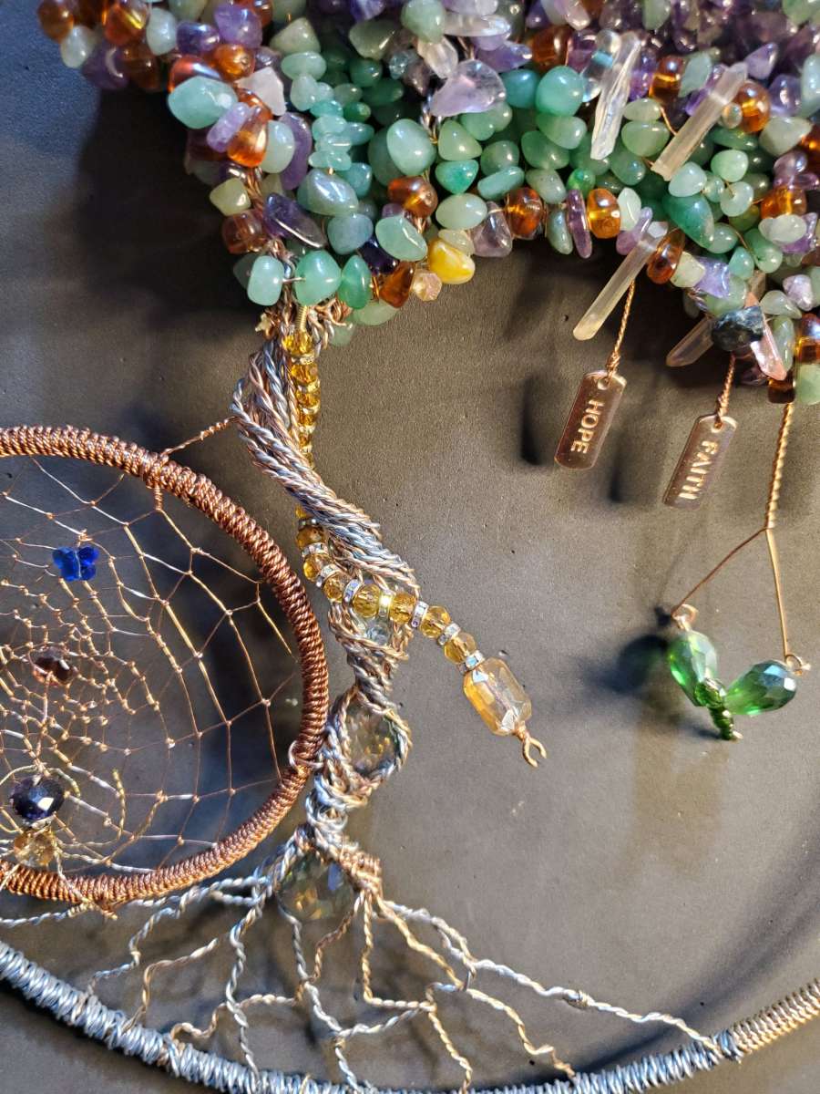 Hanging tree suncatcher