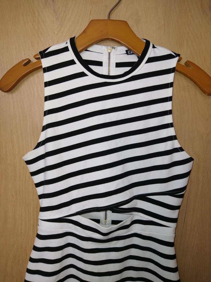 This Express Black  White Striped Bodycon Dress in size 0 is