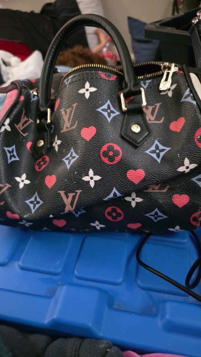 Louis Vuitton Game On Speedy Bandouliere 25