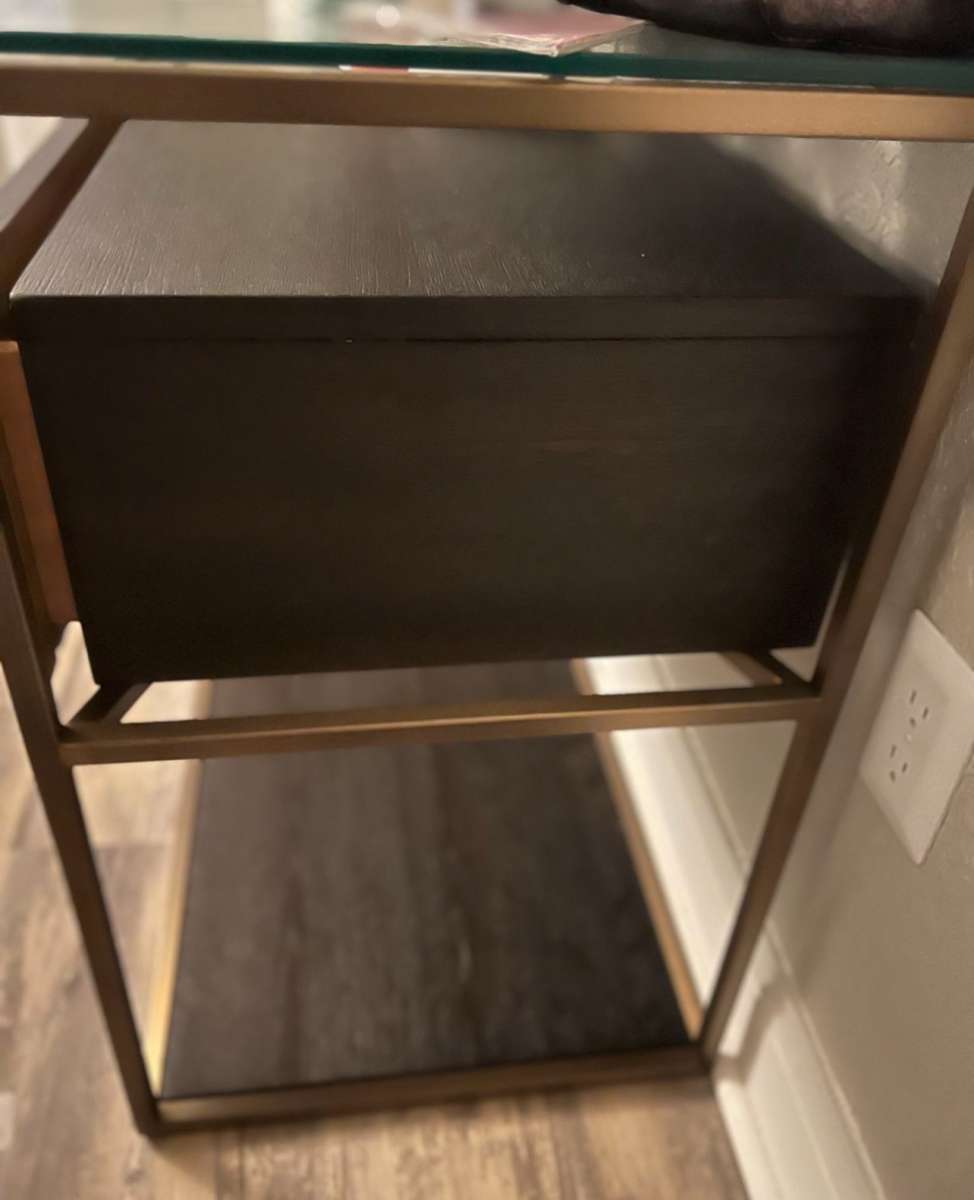 Curata Nightstand 1pc