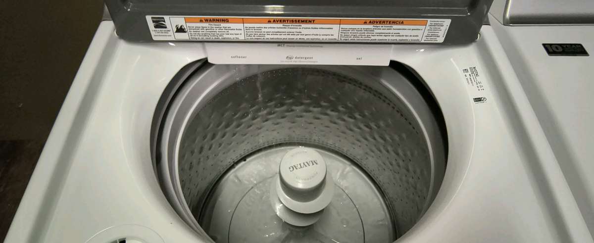 MAYTAG WHITE ELITE TOPLOAD WASHER  ELECTRIC DRYER SET