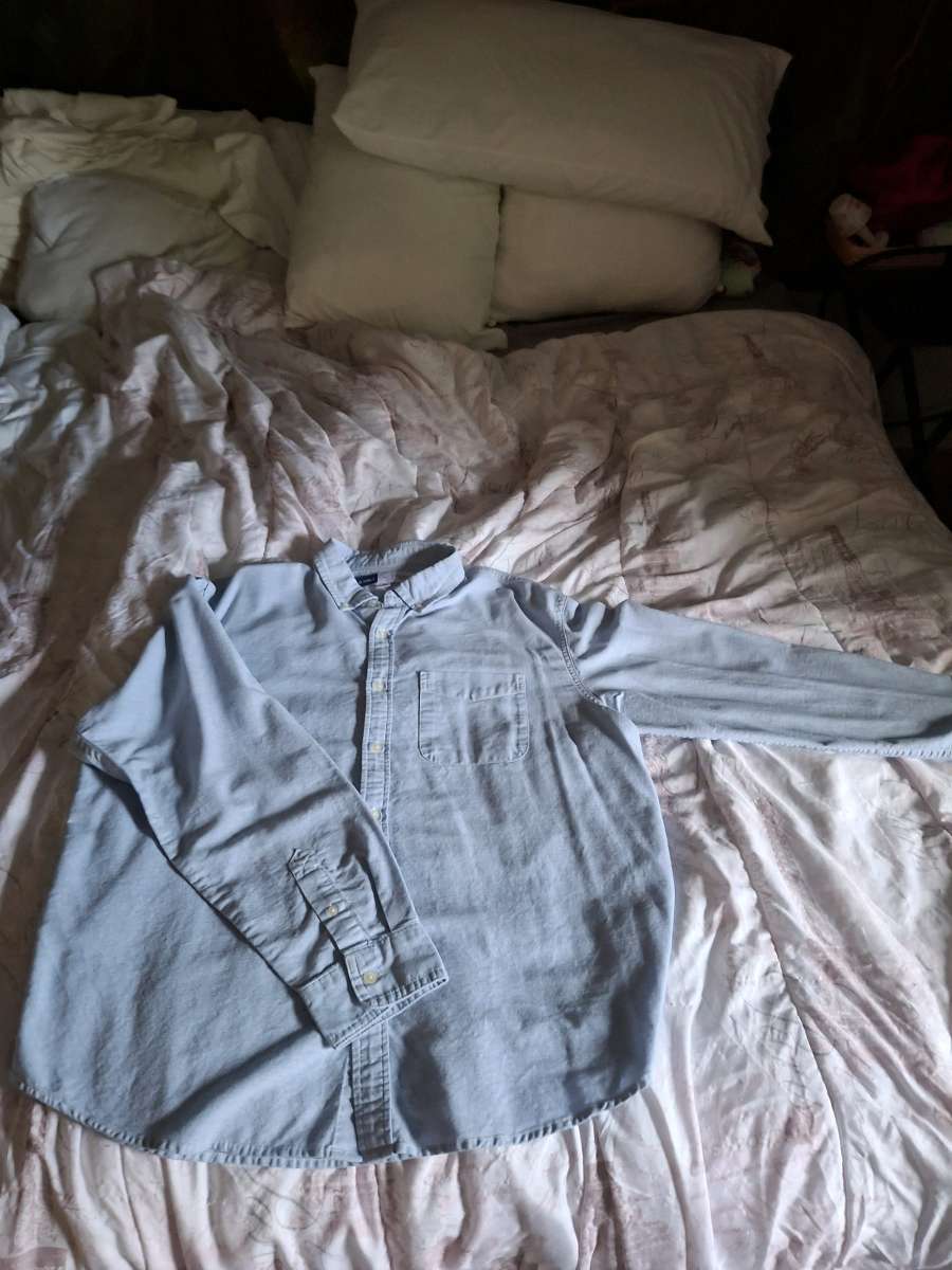 Old Navy Chambray button down shirt