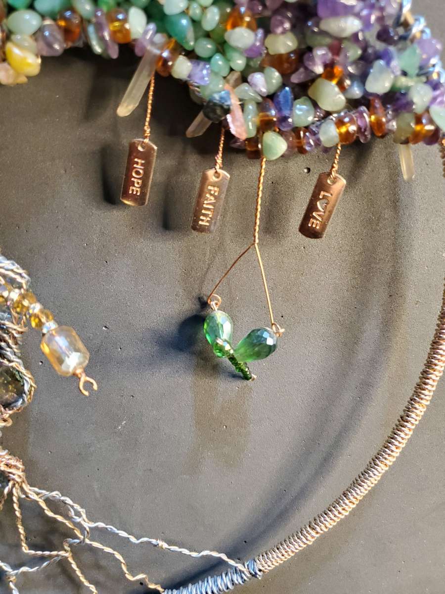 Hanging tree suncatcher