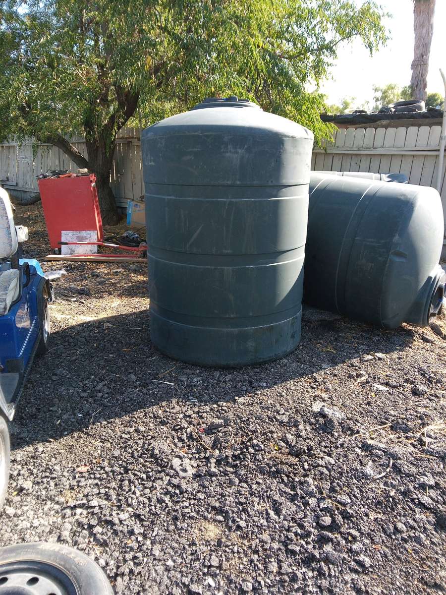 500 gallon water tank