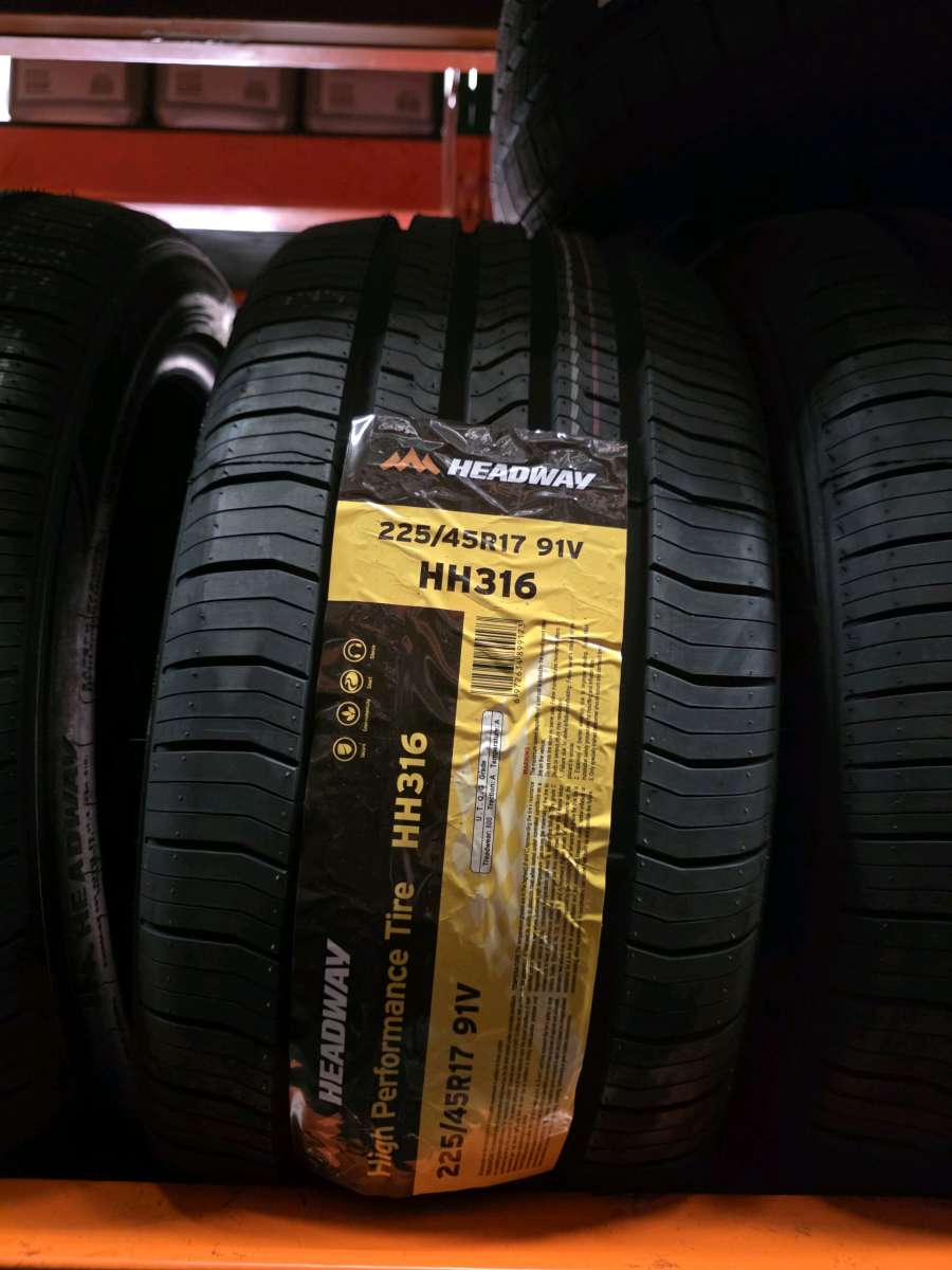 Headway Tires 22545R17 HH316