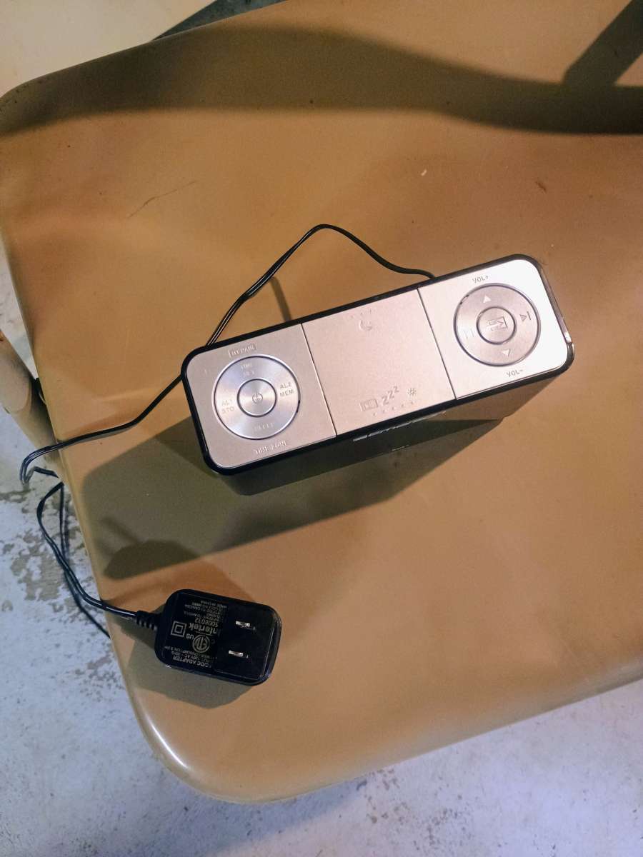 Emerson Alarm clockRadio