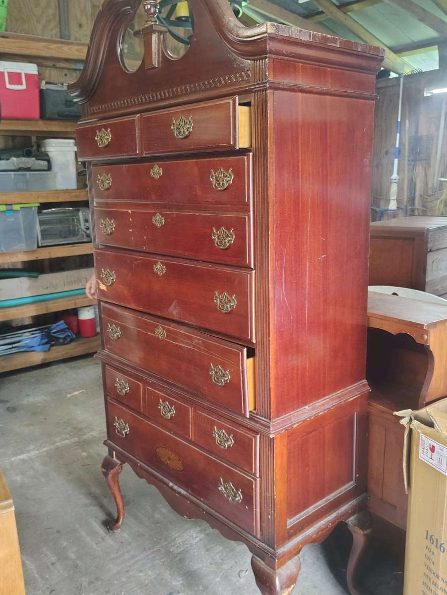dressers and a headboard
