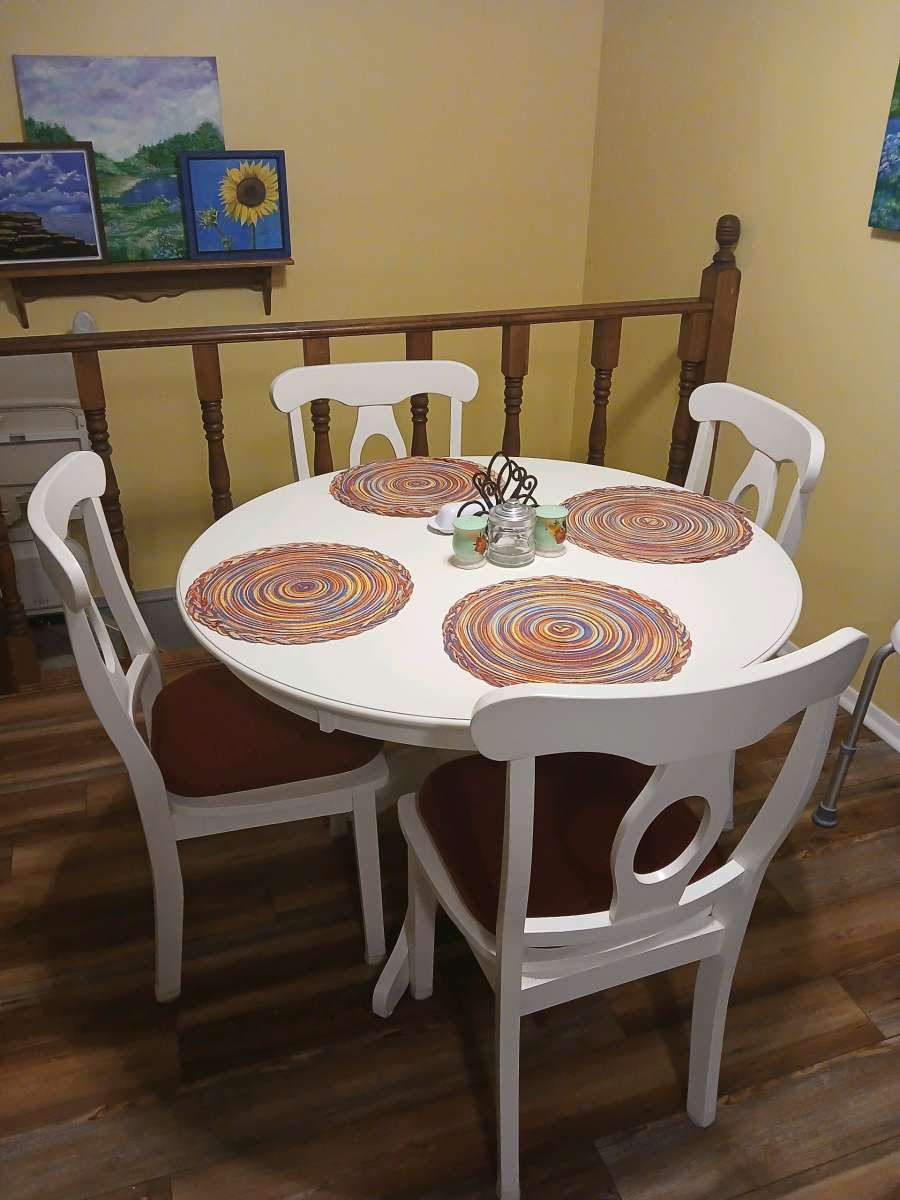 Dinette set