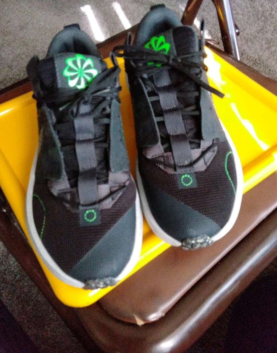 Nike Size 55  Nike Crater Impact Black