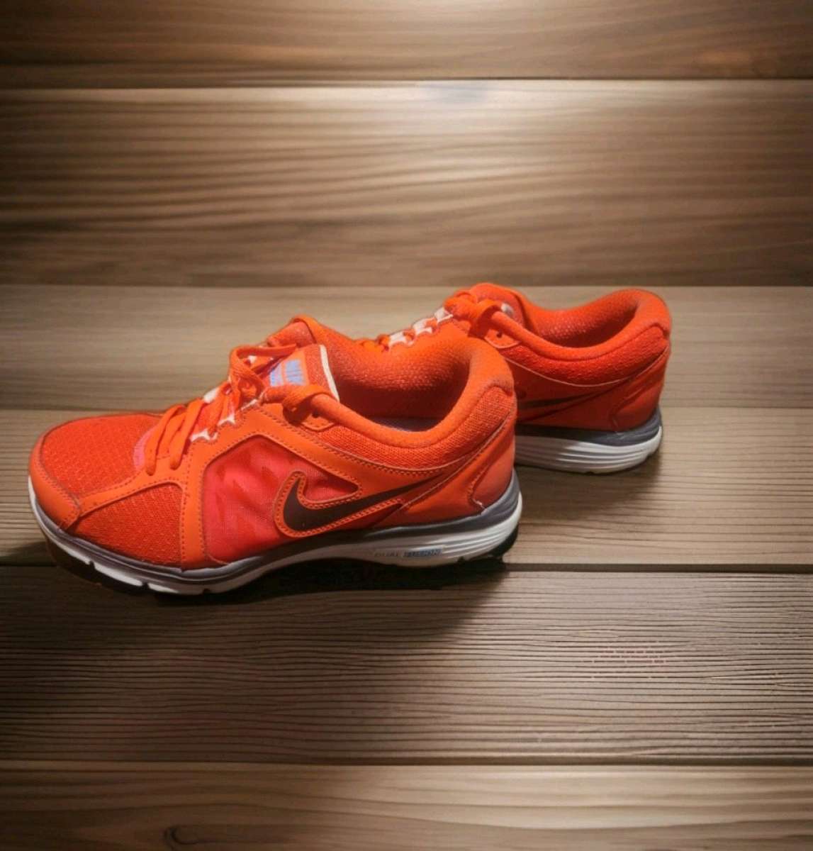 womens nike shoes