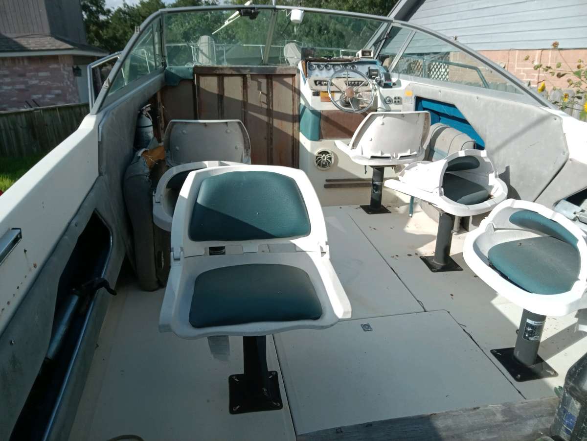 sea ray Bayliner 24