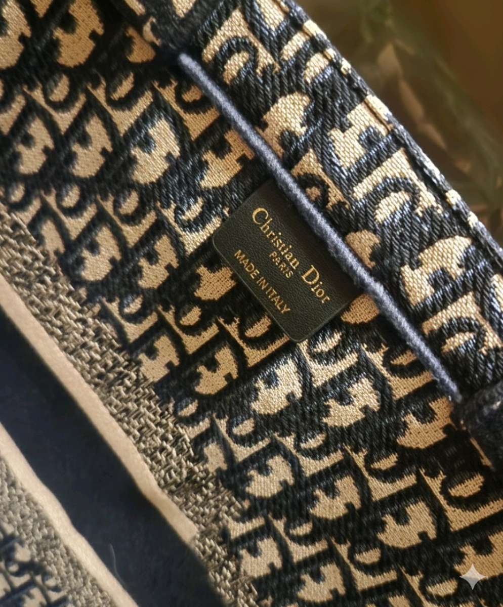 Christian dior tote