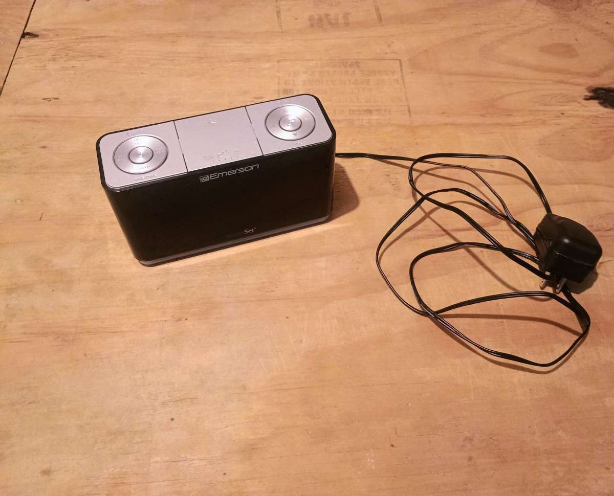 Emerson Alarm clockRadio