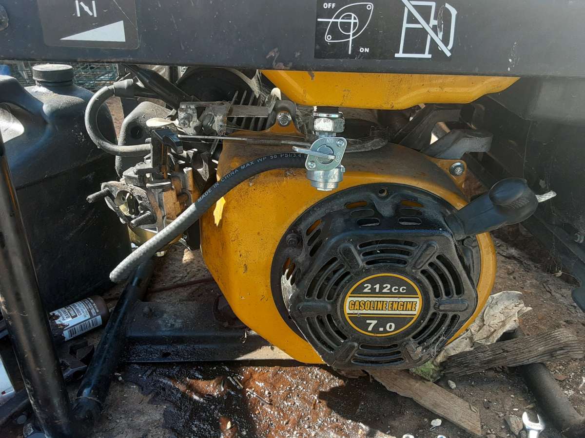 Gasoline generator 3300