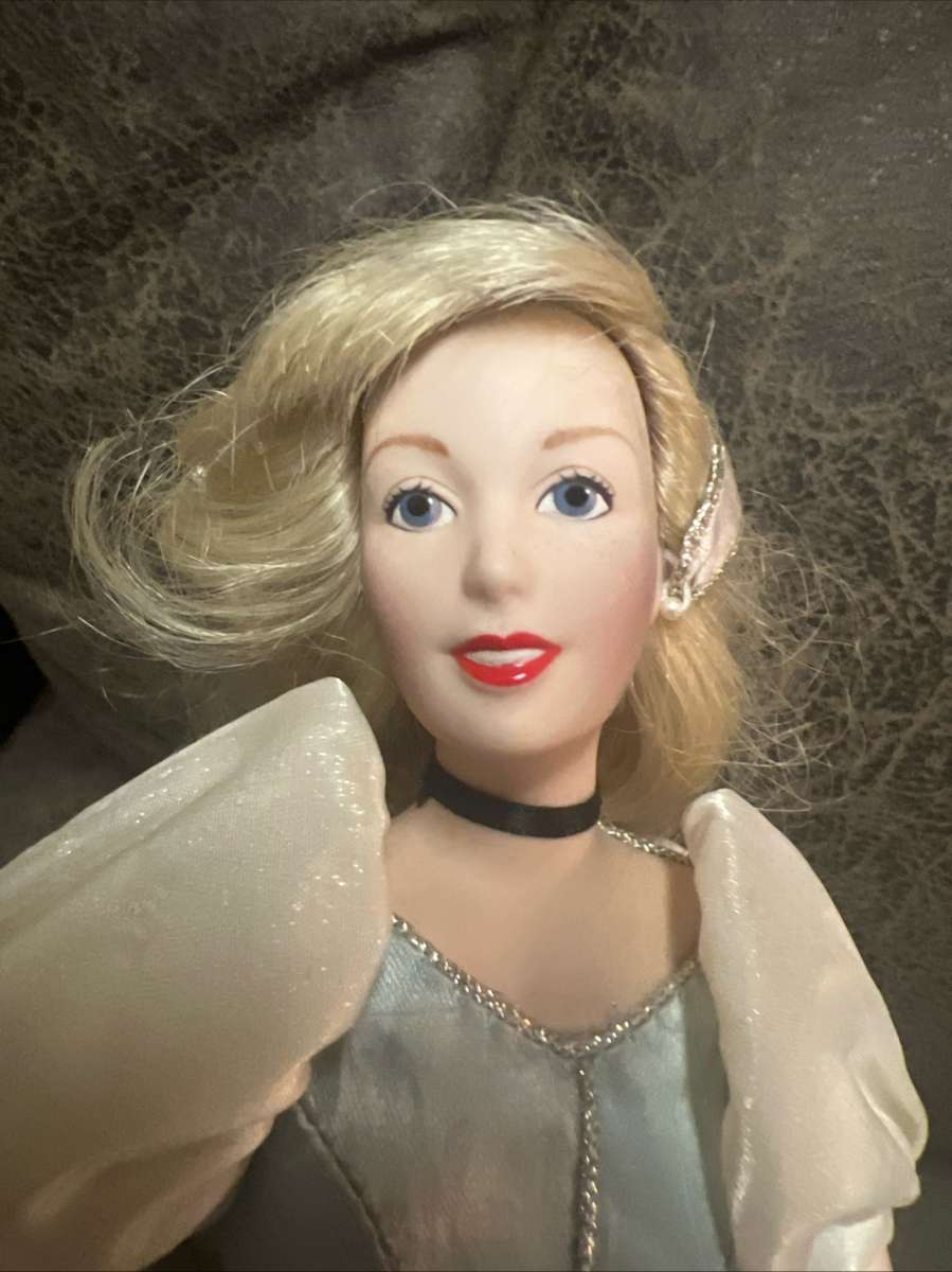 Cinderella Franklin Heriloom Porcelain Doll