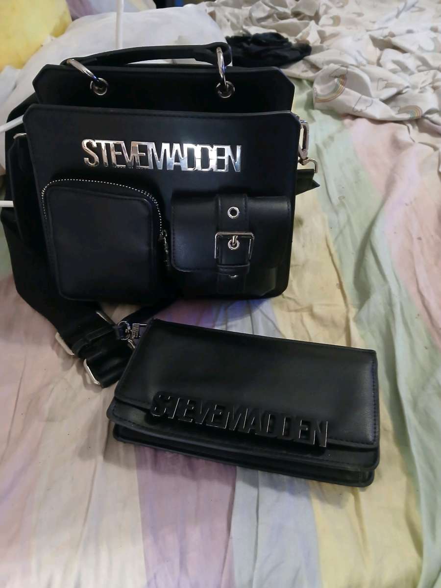 Steven Madden Pocketbook And Wallet