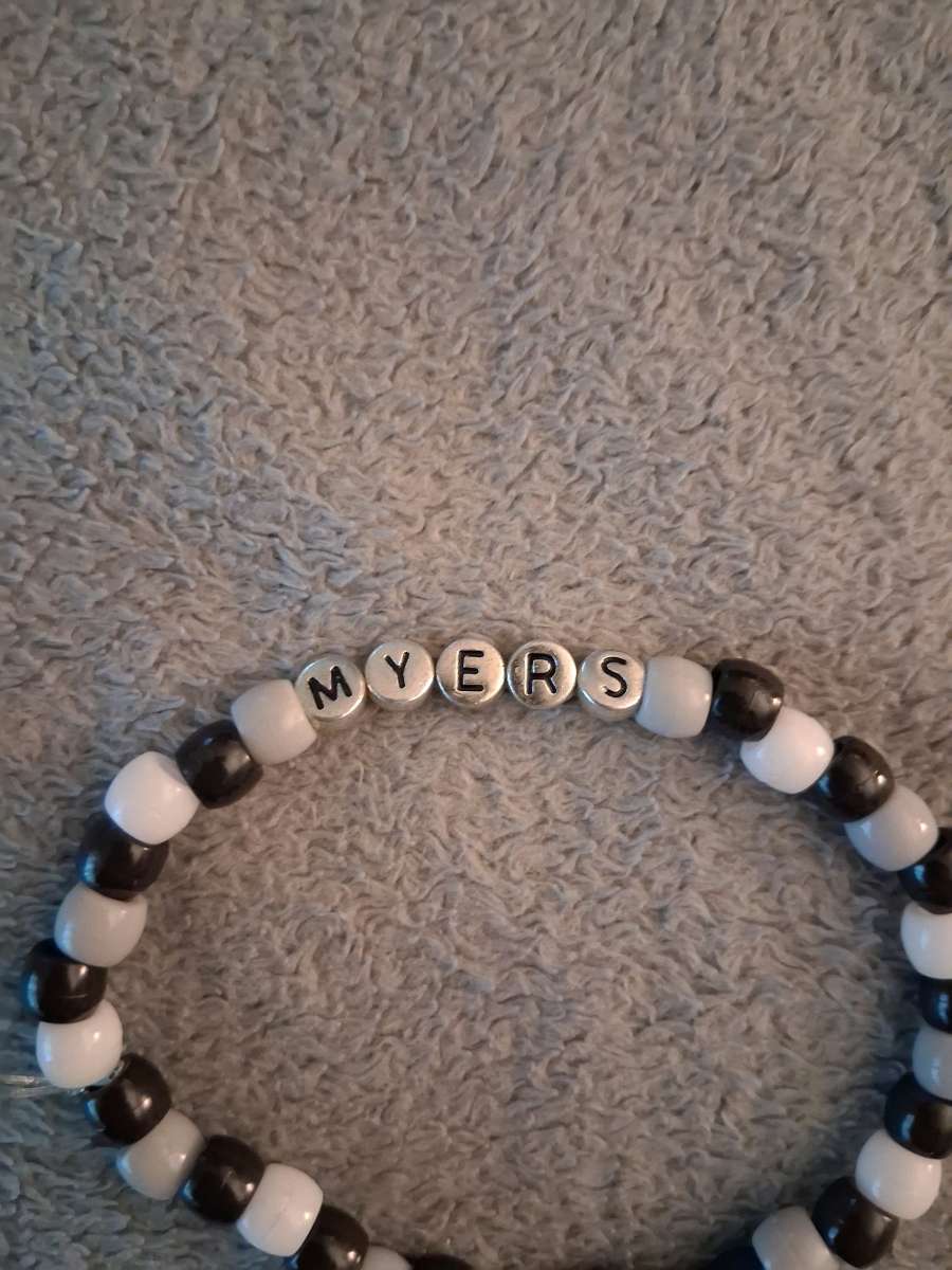 Universal Studios Halloween Michael Myers Pearl Bracelet