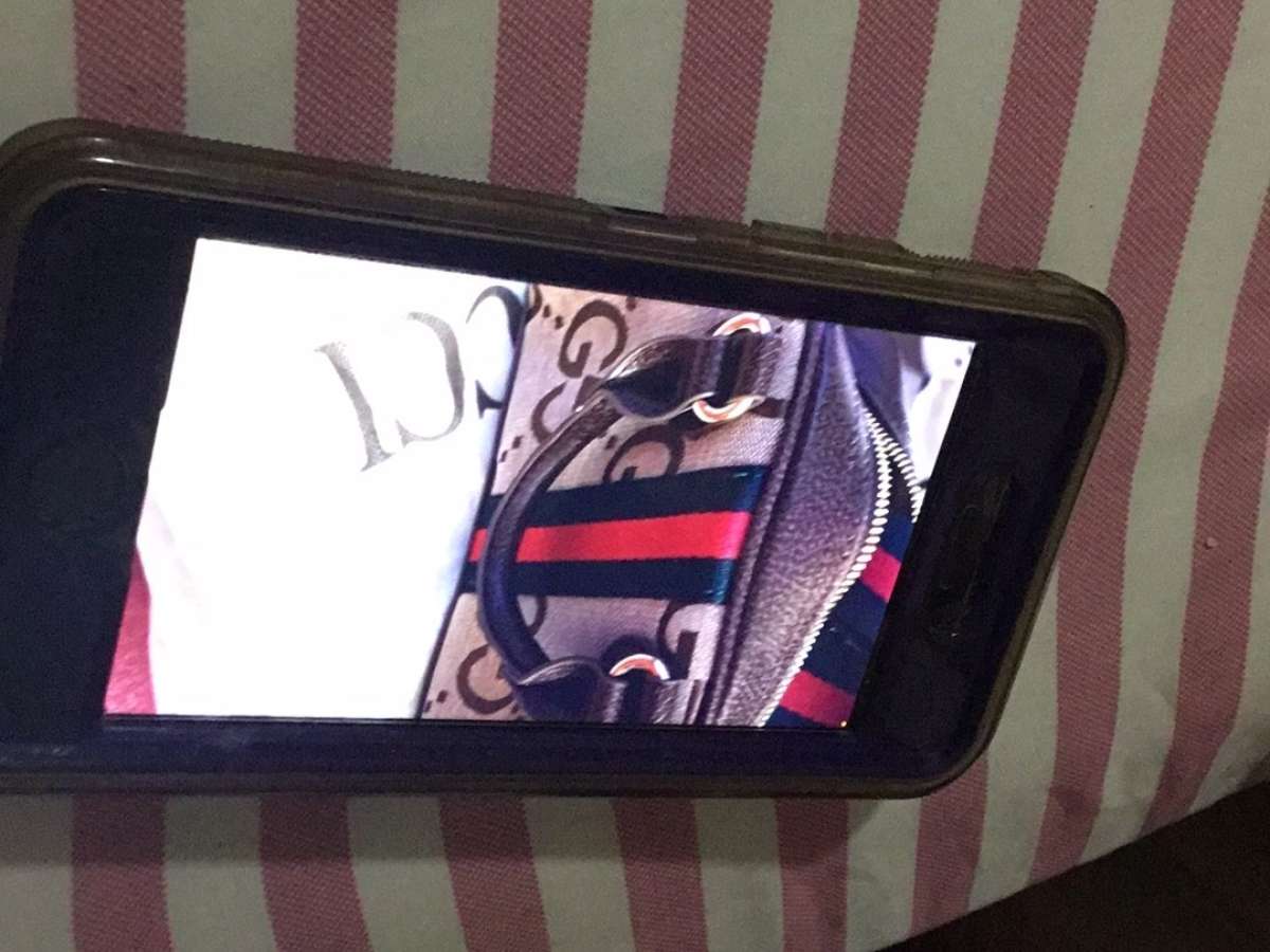 womans crossbody purse