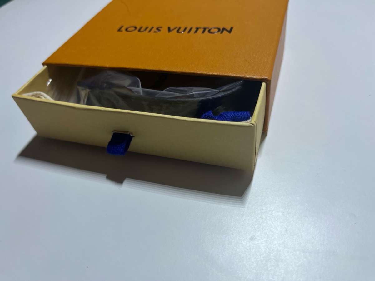 lv slim bracelet size 21