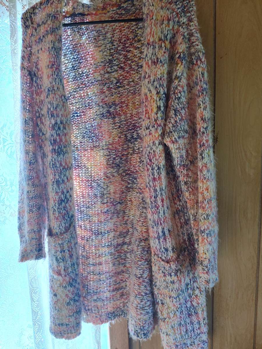 Colorful cardigan very fuzzy Shein Medium