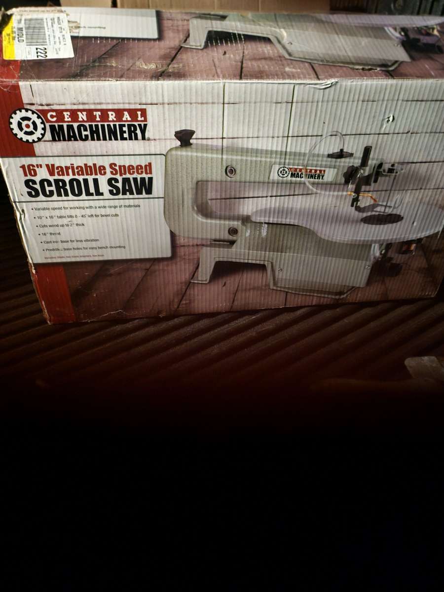 New Scroll saw 16 in variable speed