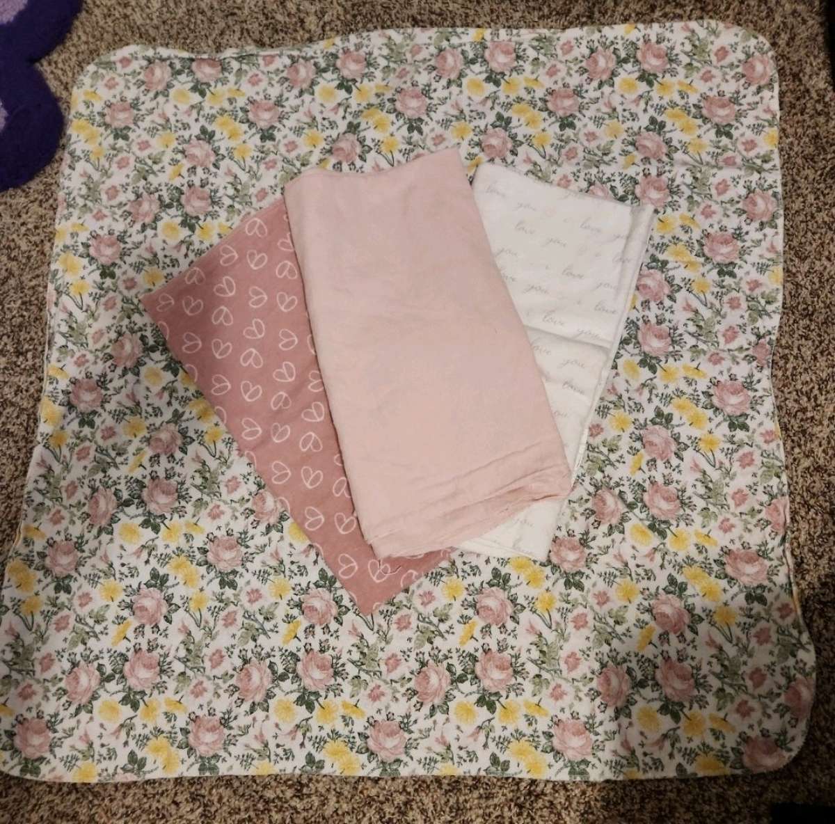 4 Receiving baby blankets