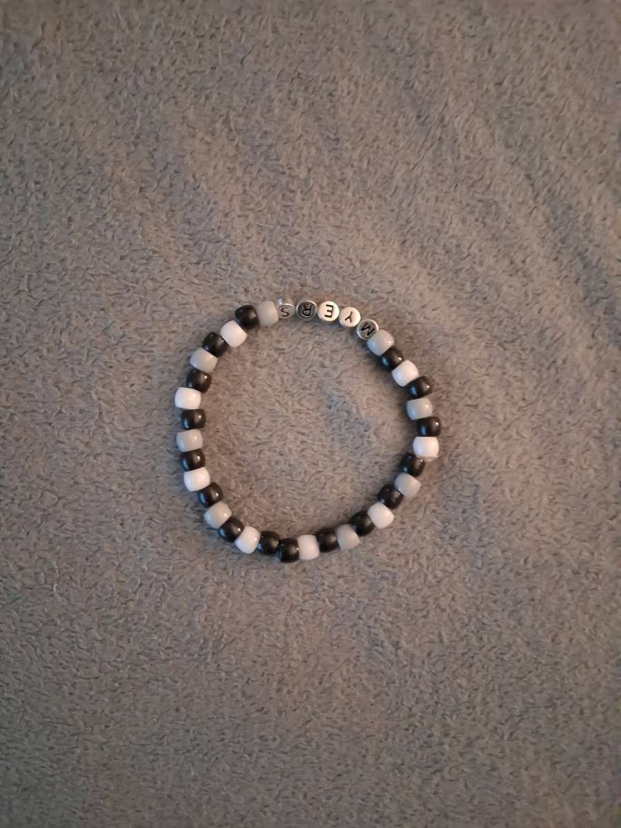 Universal Studios Halloween Michael Myers Pearl Bracelet