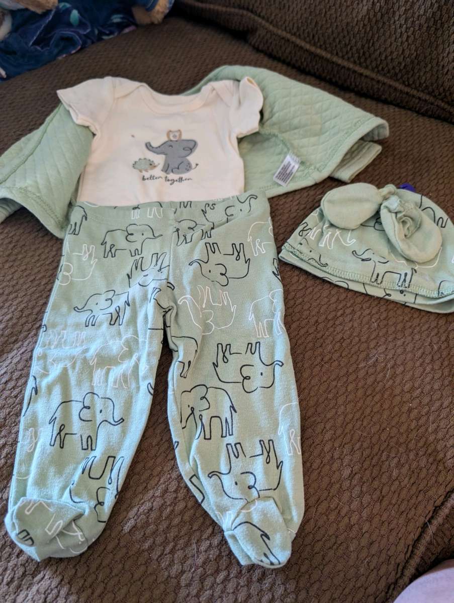 Baby elephant outfit