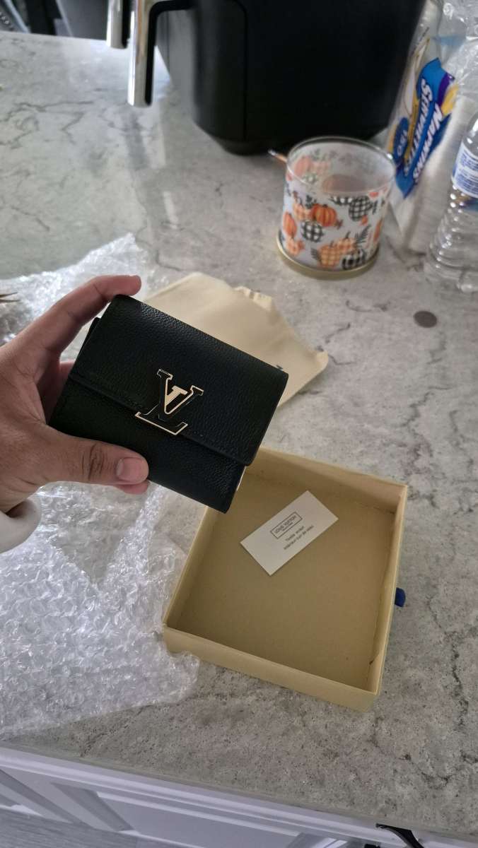 louis vuitton wallet