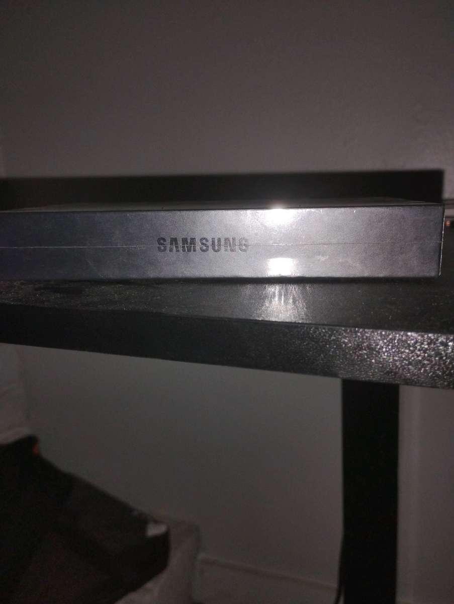 Unlocked Samsung Ultra S24 1TB
