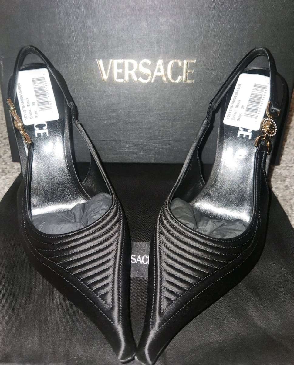 Versace Medusa 95 corset pumps