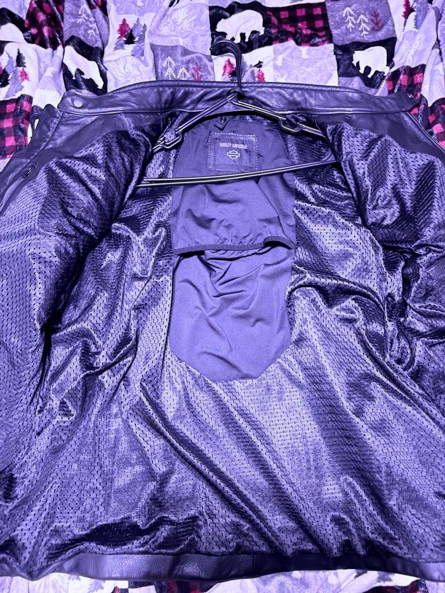 Harley Davidson leather riding jacket