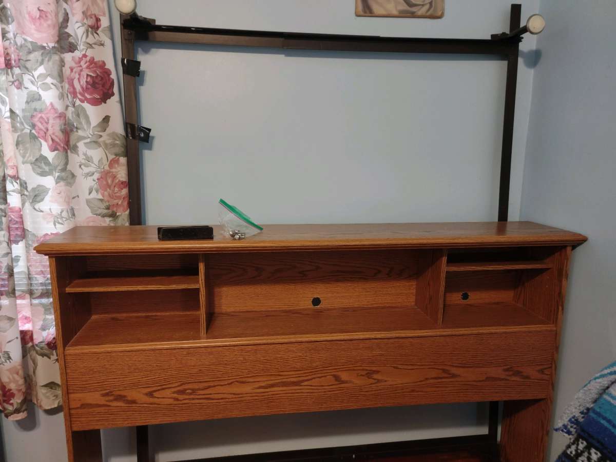 Full Size bed