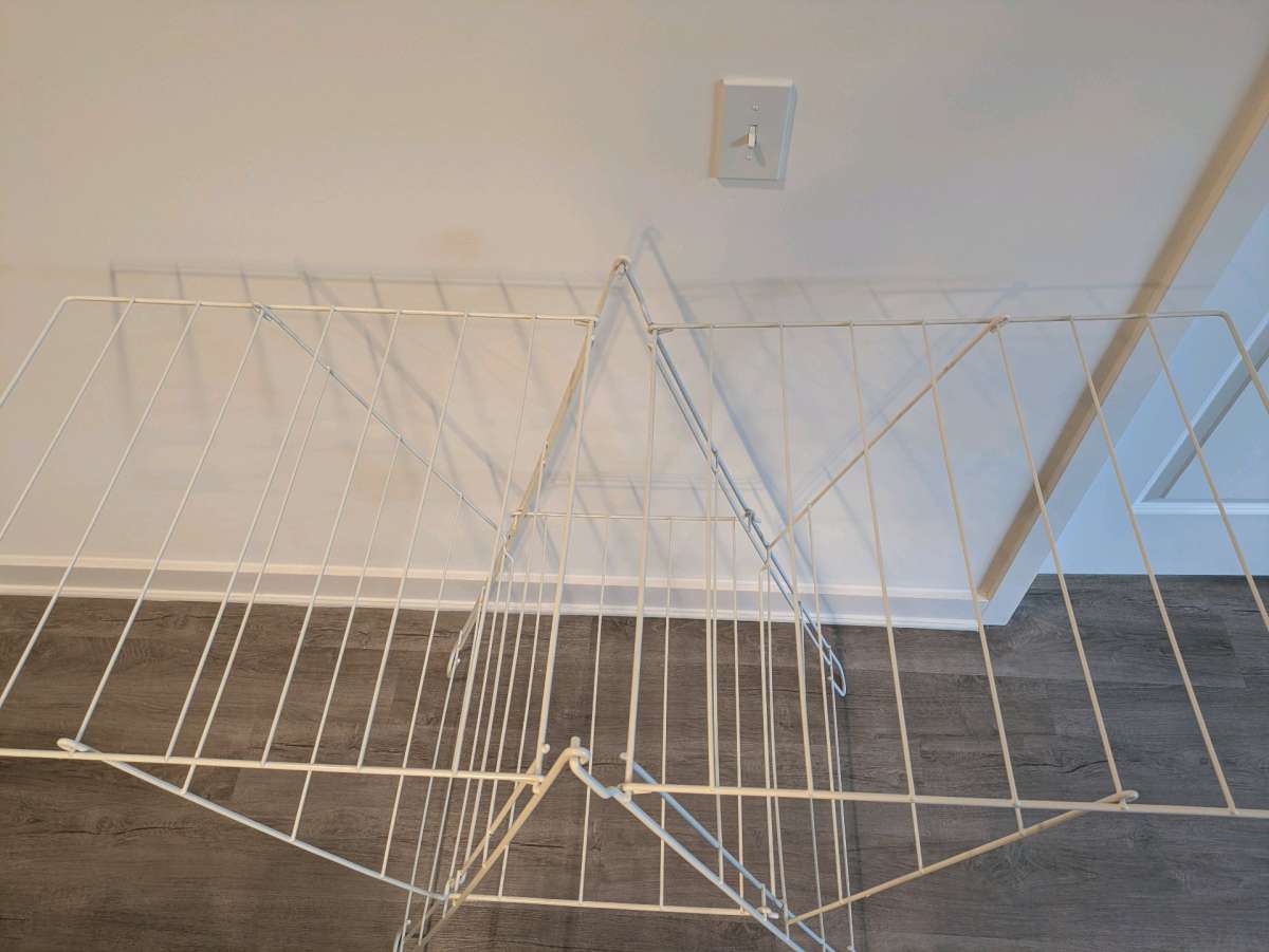 IKEA FROST White Foldable Clothes Drying Rack