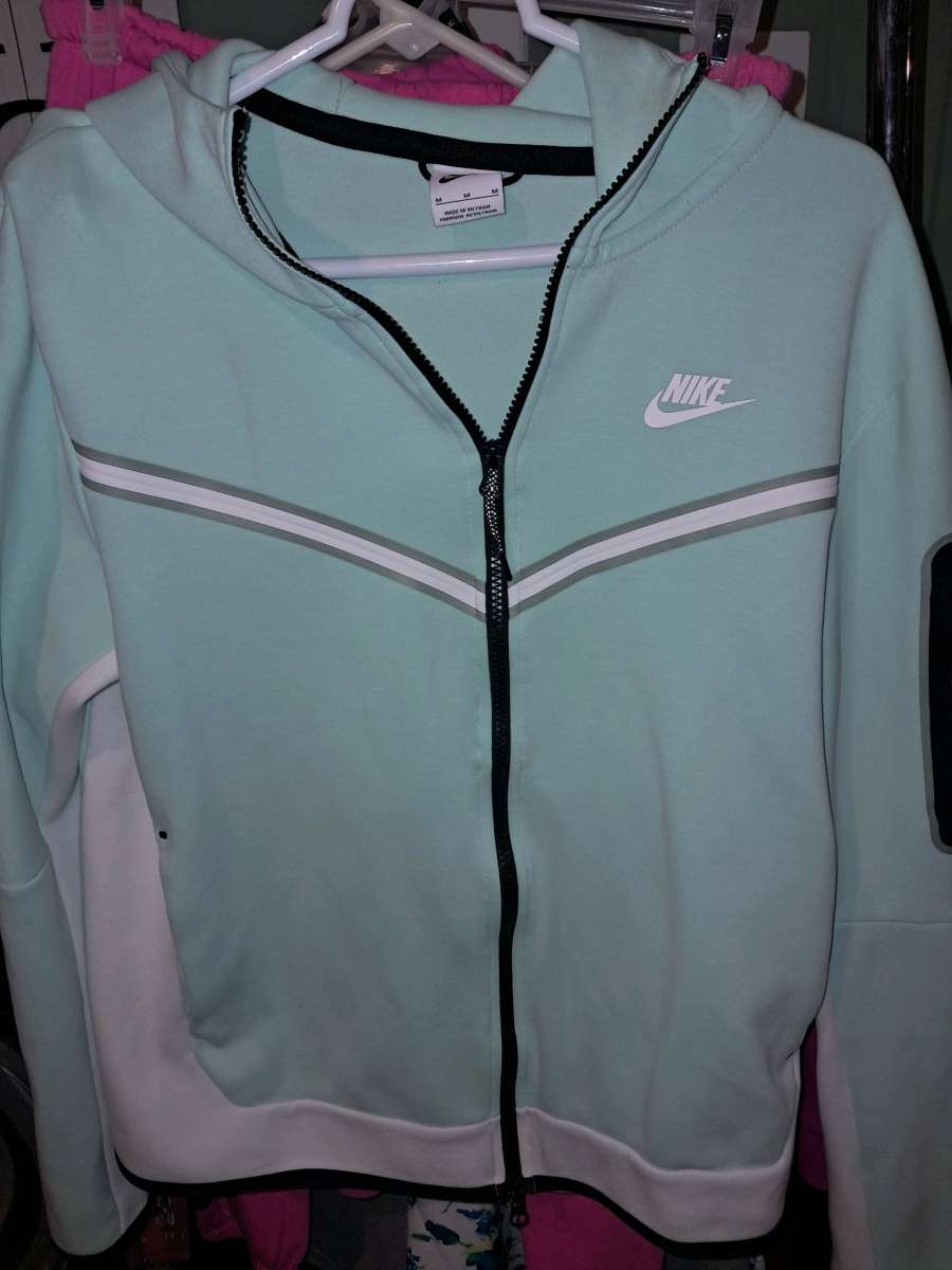 womens Nwot Nike Jacket