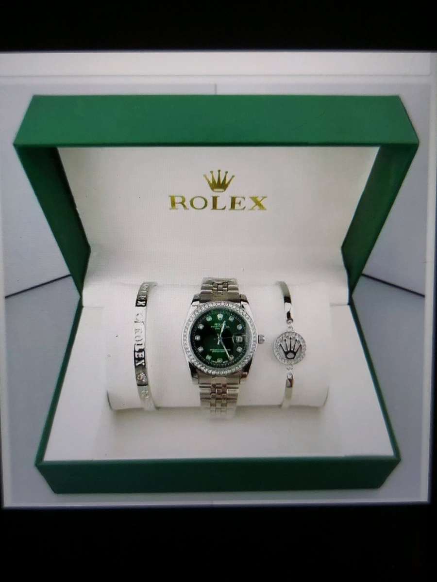 NEW FASHION GIFTS SET WITH ORIGINAL BOX