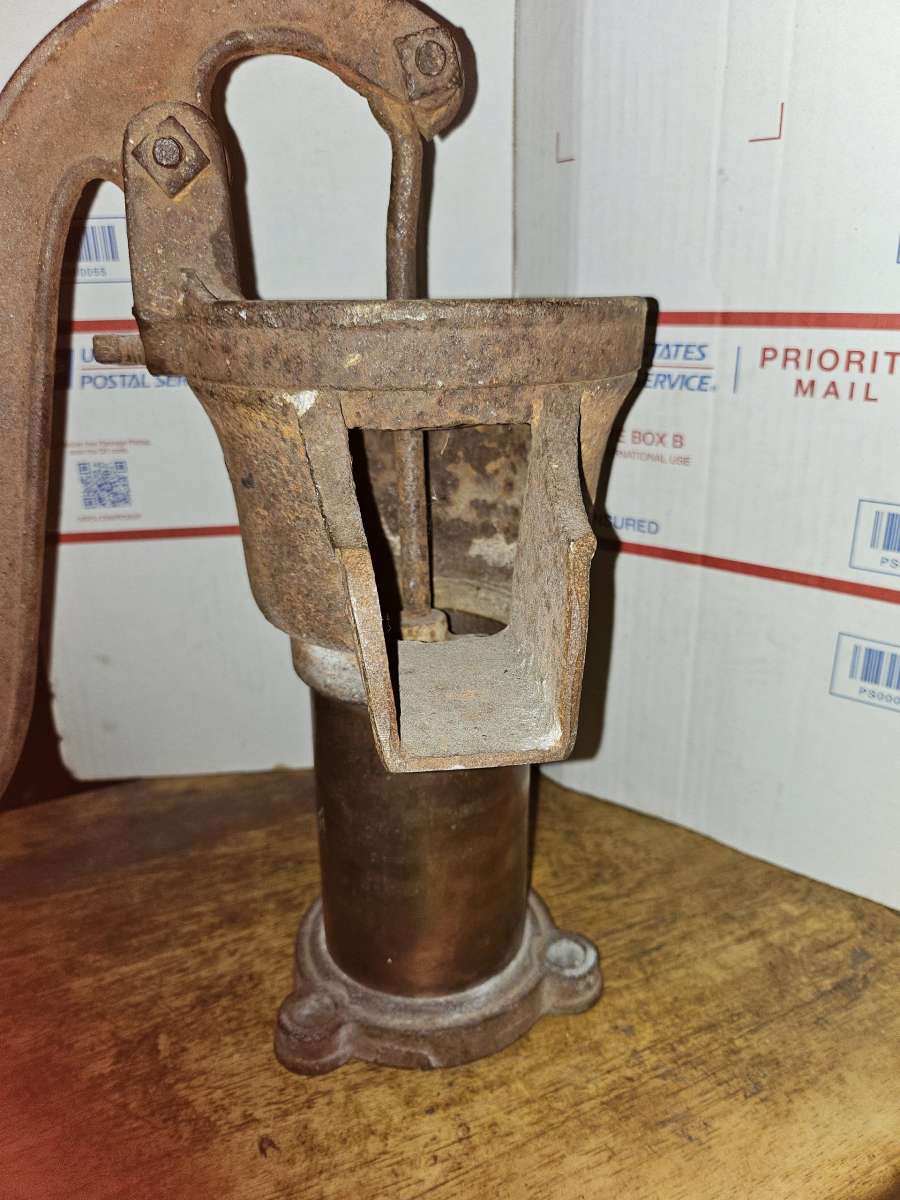 F e myers hand pump
