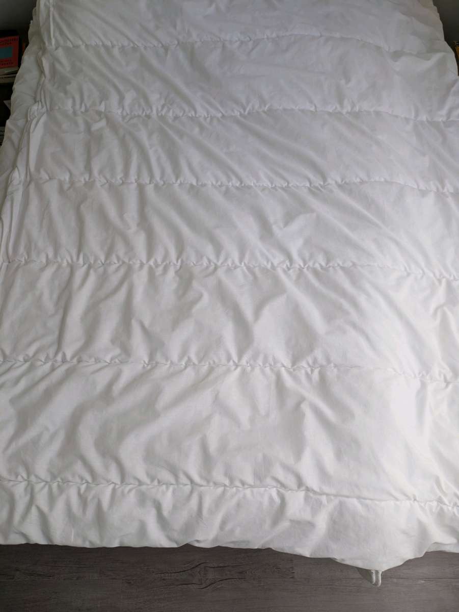 IKEA SMSPORRE Twin Duvet Insert Warm and Cozy