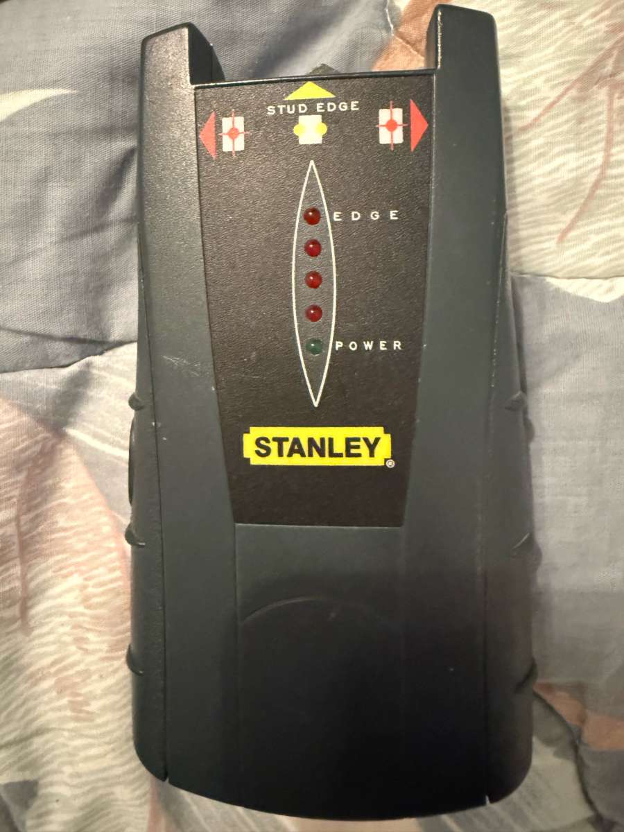 stud finder