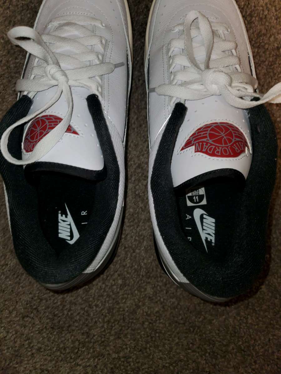 Jordan retro 2 light se