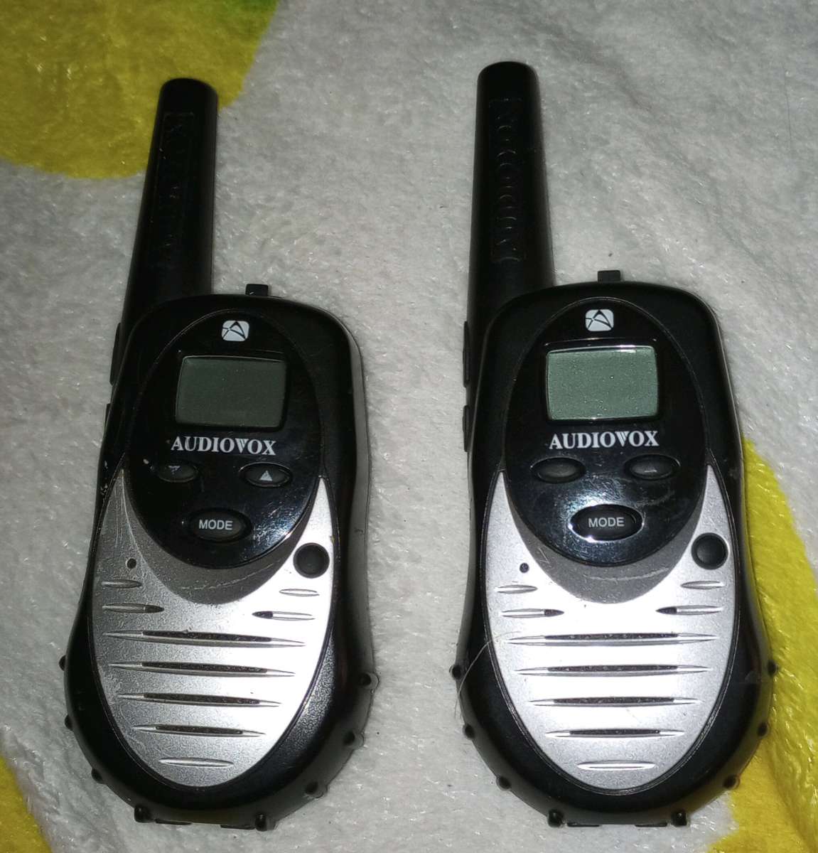 audiovox two way walkie talkies