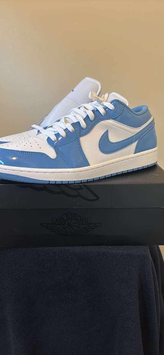 Jordan 1 Unc low