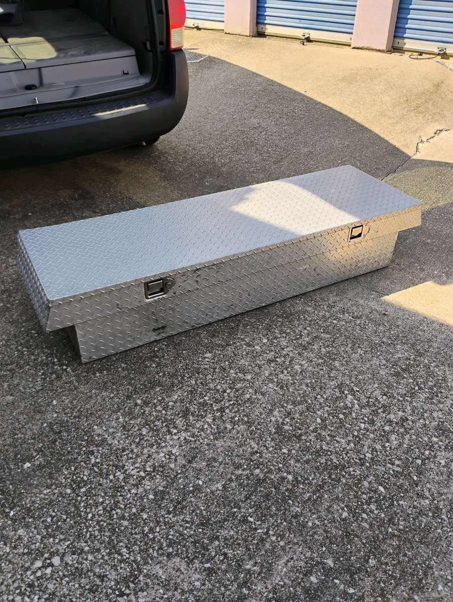 Galvanized steel diamond plate truck tool box 125 OBO