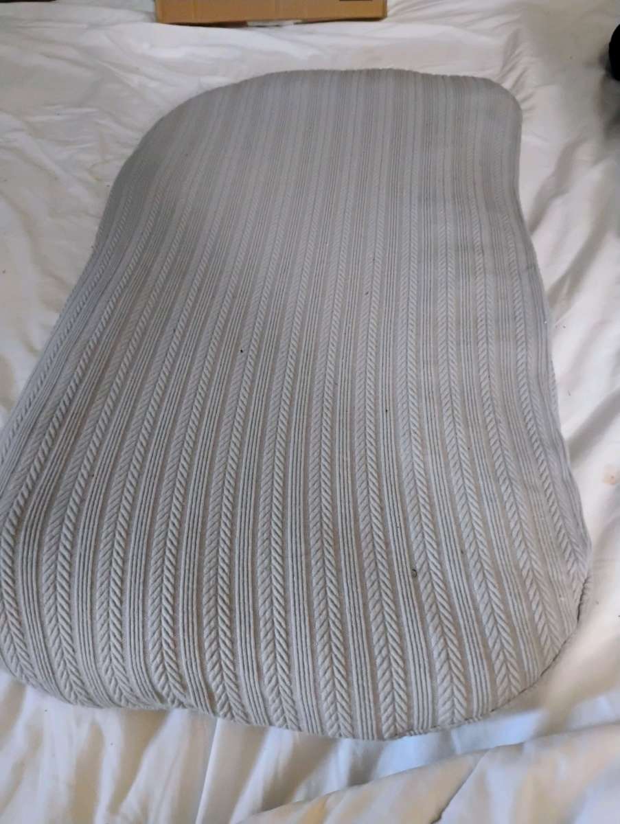 Baby lounger