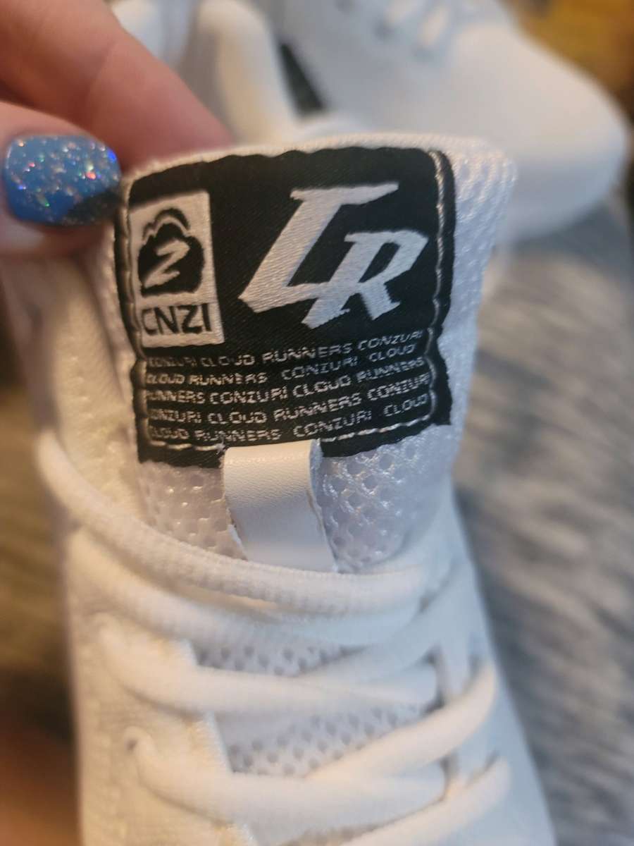 Conzuri  mens 12