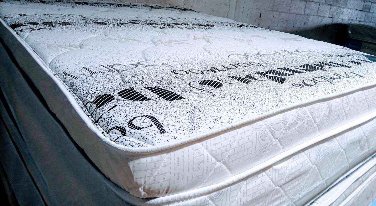 King Pillow Top Mattress Only Brand New Free Delivery Same D