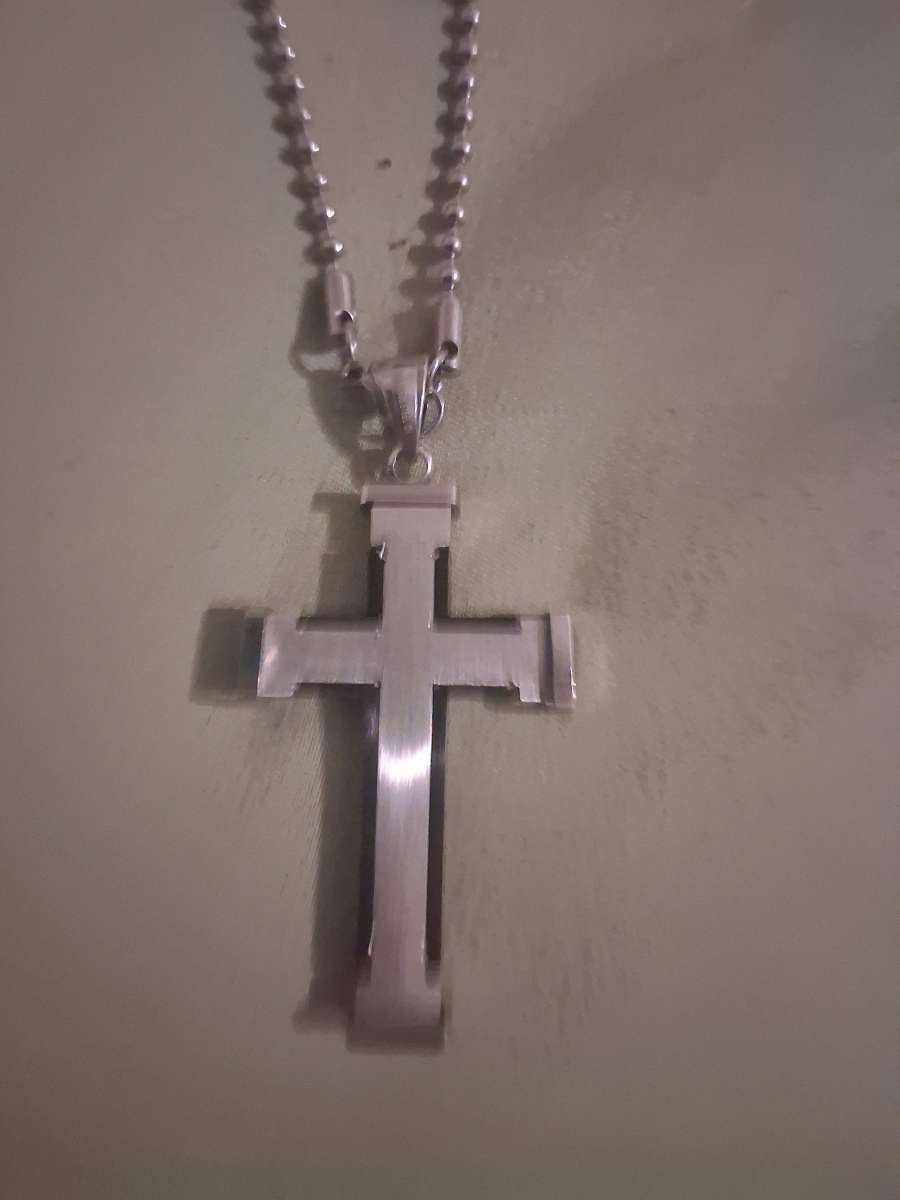 cross necklace